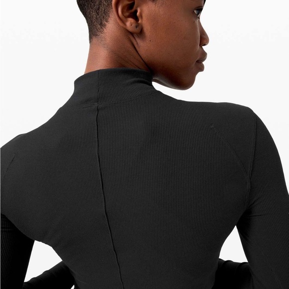 Lululemon LA Turtleneck Long Sleeve Black - cropped rib LS - Picture 3 of 7